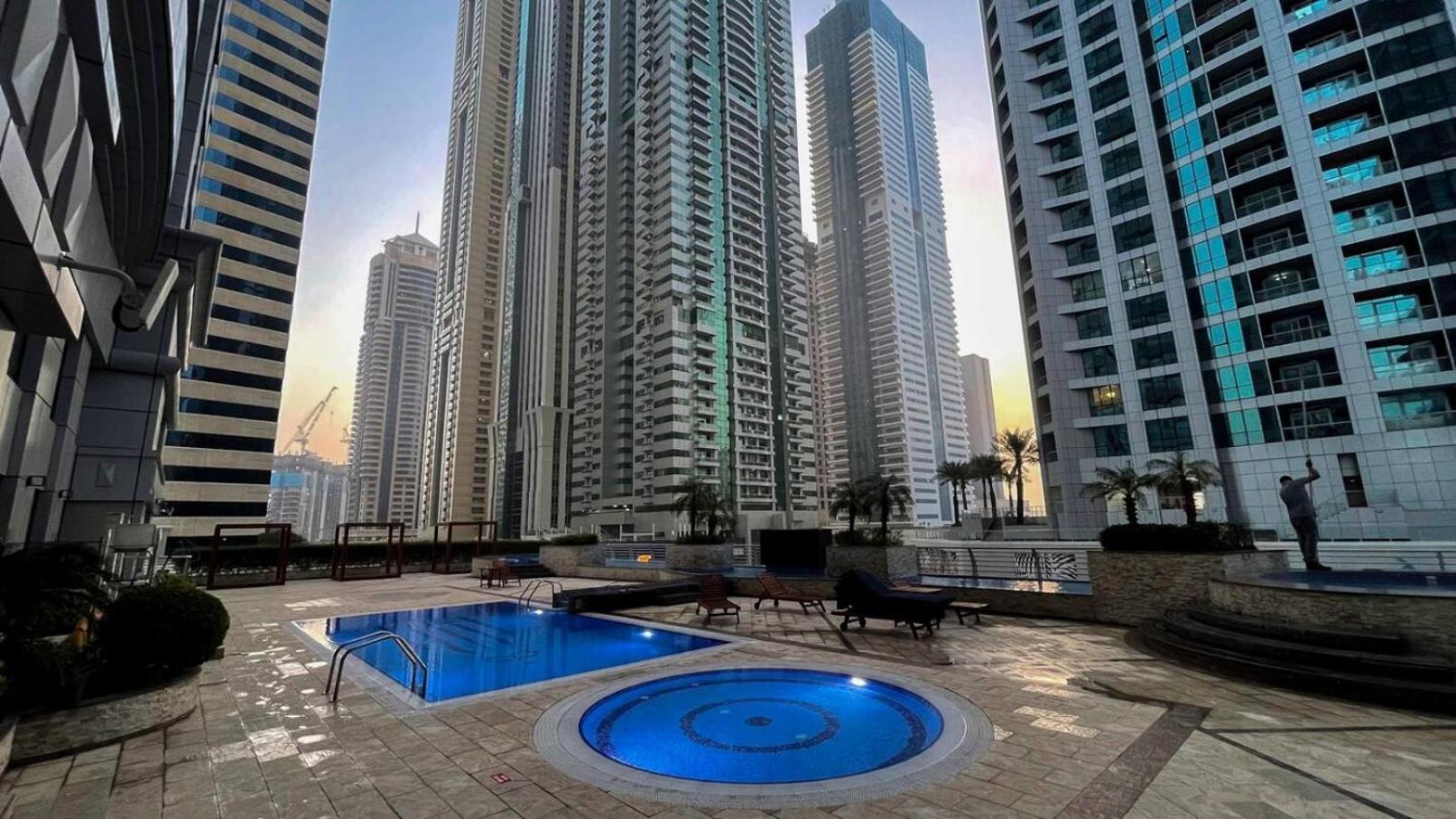 Sea & Palm View Elegant 1 Bedroom Apartment دبي المظهر الخارجي الصورة